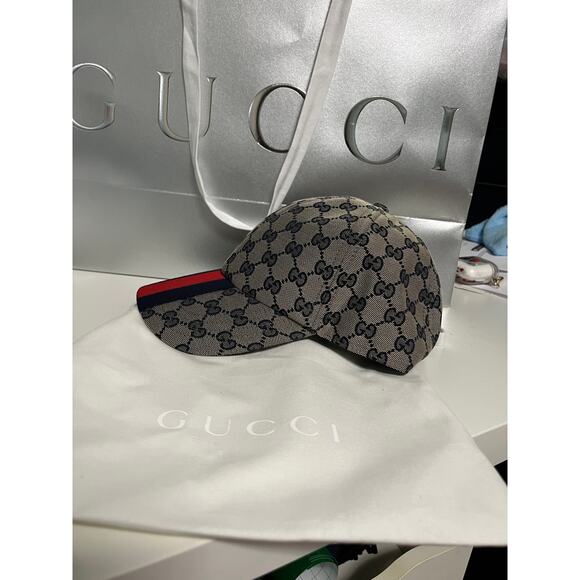 Gucci Monogram Baseball Hat with Stripe - Picture 2 of 8